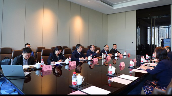 武威市委副書(shū)記、市長(zhǎng)周偉一行與甘肅文旅集團(tuán)交流座談