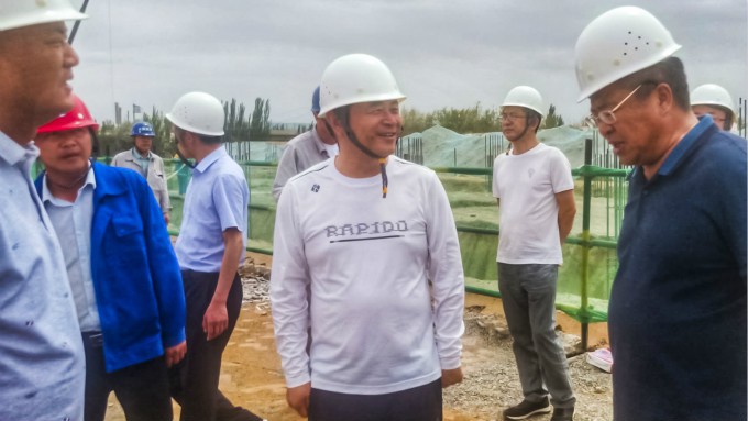 石培文董事長(zhǎng)赴古浪八步沙項(xiàng)目現(xiàn)場(chǎng)檢查安全生產(chǎn)工作