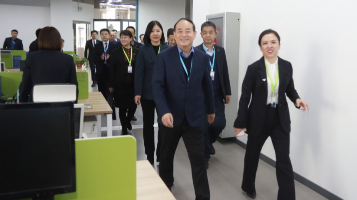石培文董事長調(diào)研指導(dǎo)運營集團(tuán)新年開局工作