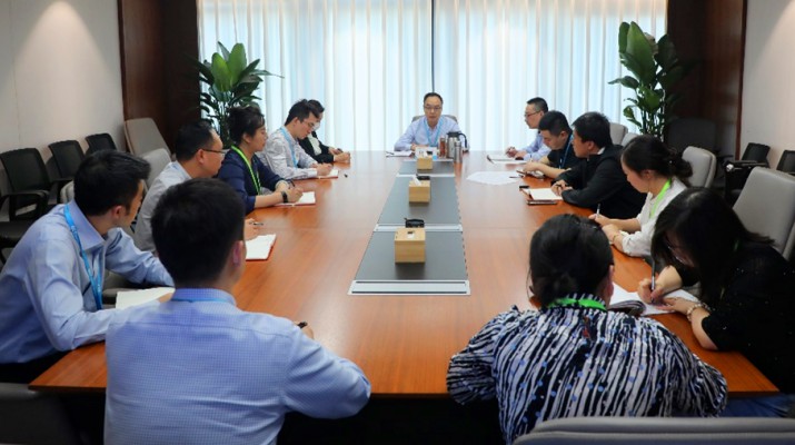 主題教育 | 楊宇宏為戰(zhàn)略規(guī)劃部、運(yùn)營(yíng)管理部黨支部講主題教育專題黨課